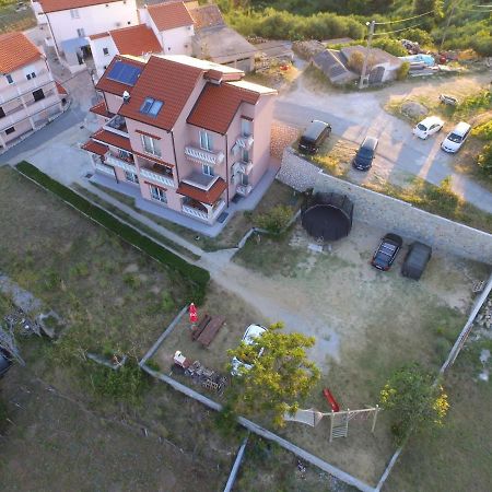 Apartmani Danijela Tomicic Лопар Экстерьер фото