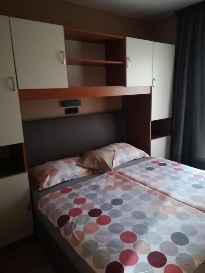Apartmani Danijela Tomicic Лопар Экстерьер фото