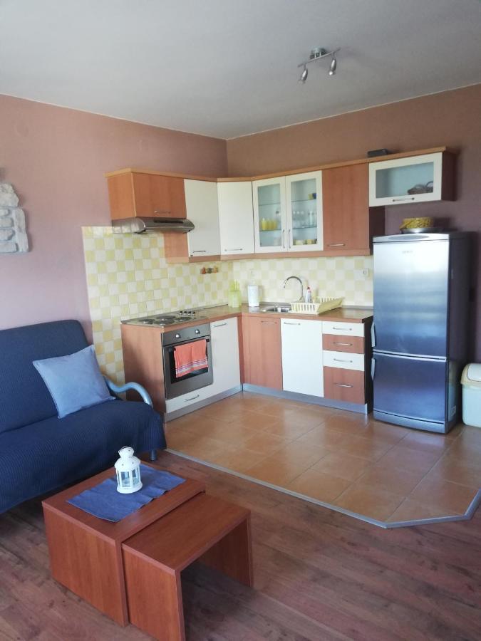 Apartmani Danijela Tomicic Лопар Экстерьер фото